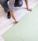 Cambiar suelo sin obras barato Renovación rápida y asequible